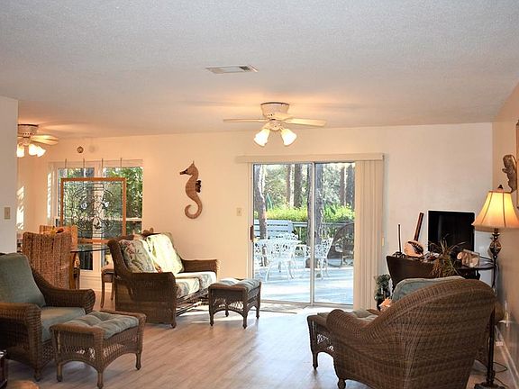 4th image of 129 Orleans Dr