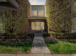 655 Randolph St APT 204, Northville, MI