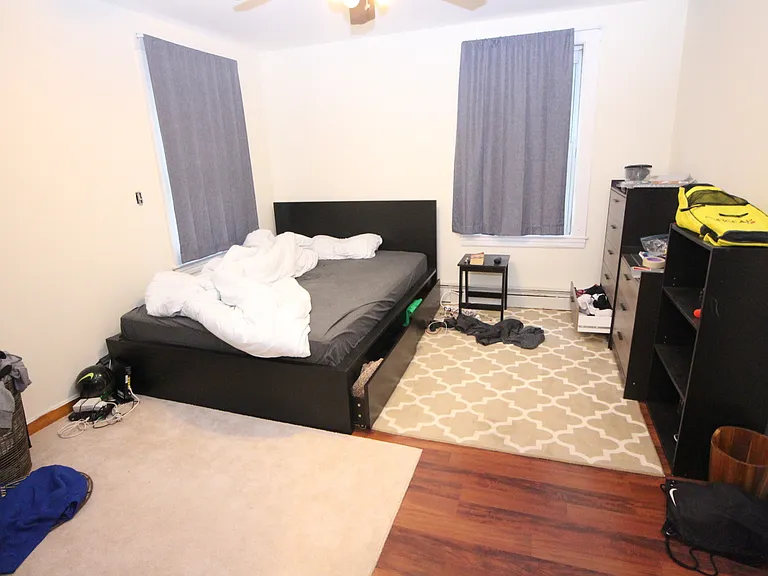 414 Western Ave — Photo 8