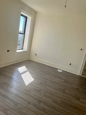 Rented by Queens Apartments Realty LLC | media 5