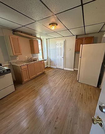 3rd image of 164 Main St #1