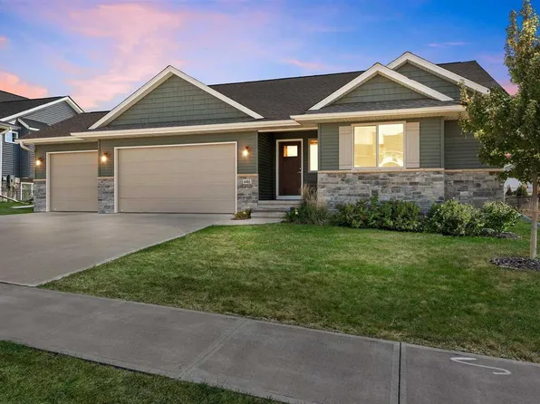 4461 Luke Dr, Iowa City, IA 52246