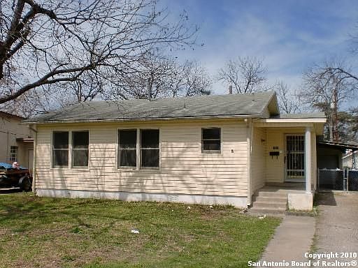 1st image of 215 Wilcox Ave