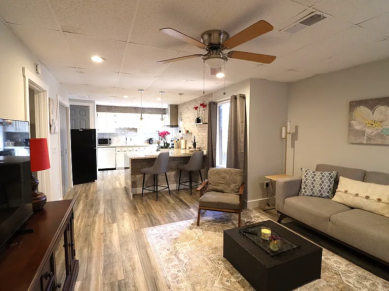 4792 Woodspring Dr NE — Photo 7