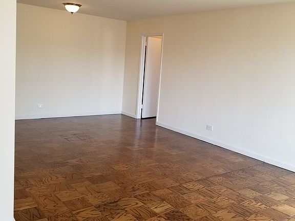 4th image of 245 E 19th St APT 5F