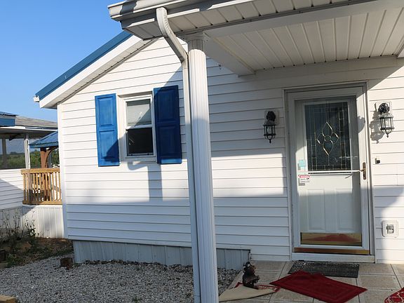 4th image of 152 Watson Ln