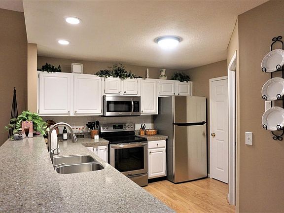 5th image of 8059 Kingfisher Ln