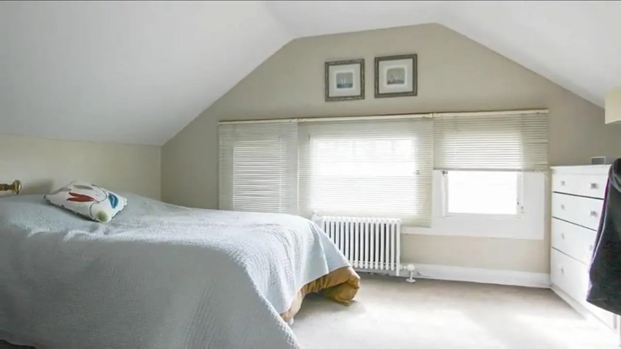 209 Hudson St — Photo 2