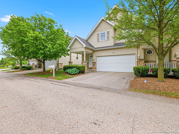 2nd image of 3078 Ledgestone Pl NE