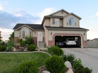 3546 W Jupiter Hills Dr, Syracuse, UT 84075