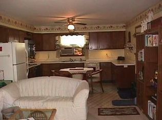 606 S Franklin St, Winamac, IN