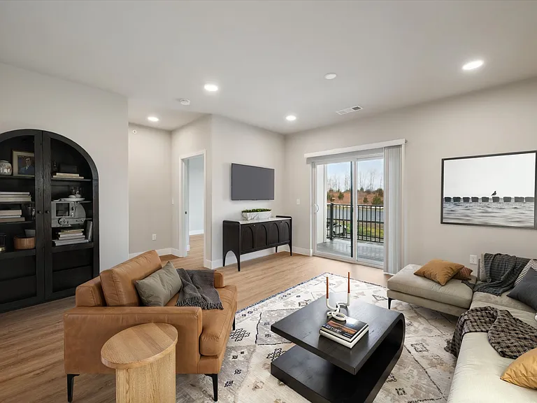 Two Bedroom - 2 Bed / 2 Bath - 1,109 Sq.Ft.
