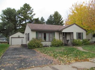 609 8th St, Mosinee, WI 54455