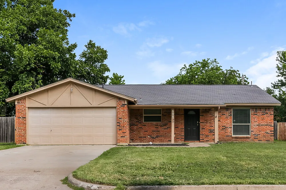 3 bed, 2.0 bath, 1480 sqft, $1,945 — Photo 1