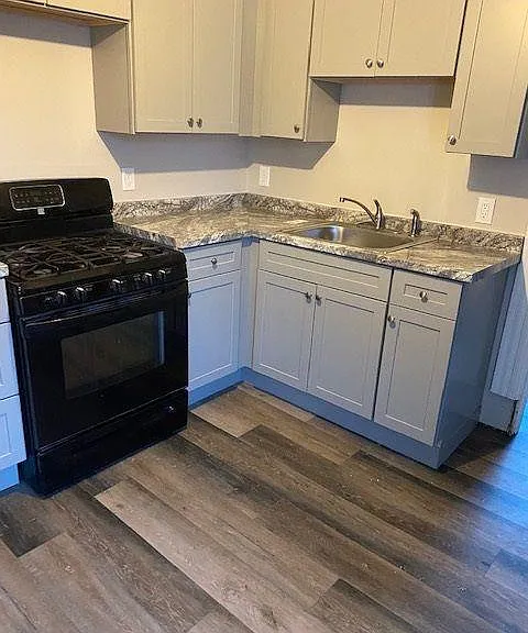 2624 Brownsville Rd — Photo 8