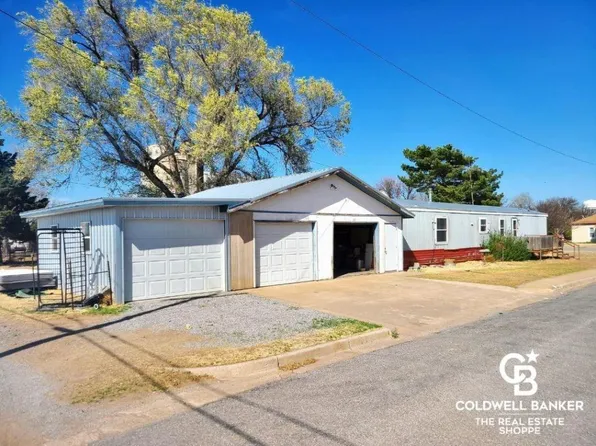 300 W Adams St, Meade, KS 67864