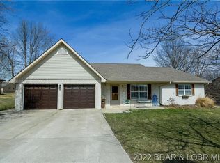 39 Bryant Rd, Eldon, MO 65026