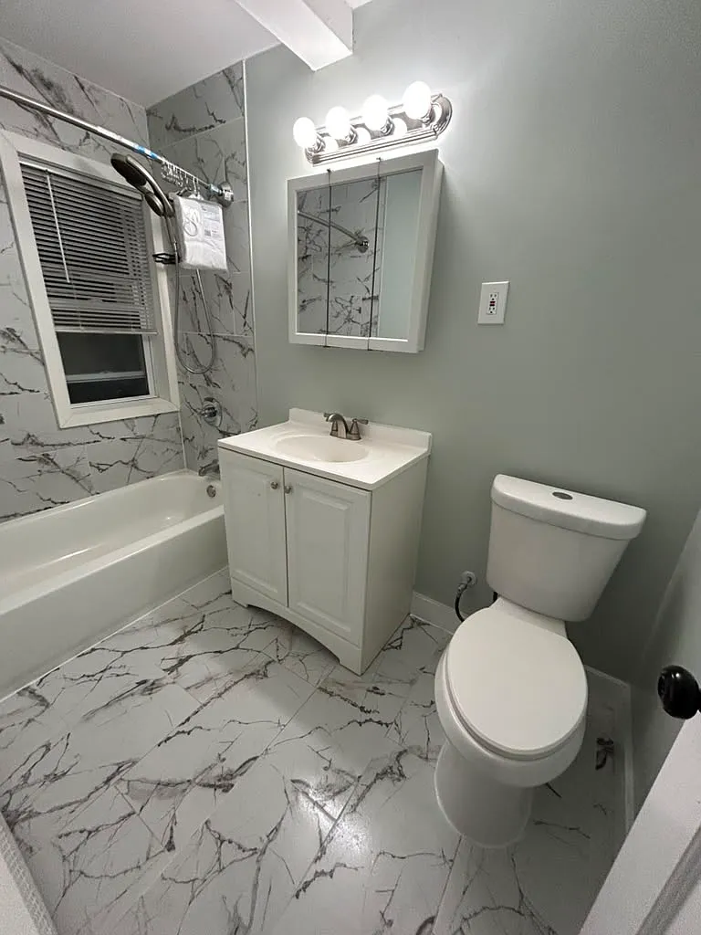 19 Truman Street - 21B — Photo 3
