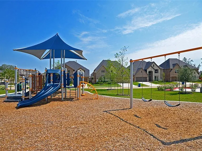 135 Deerfield Meadow Dr — Photo 41