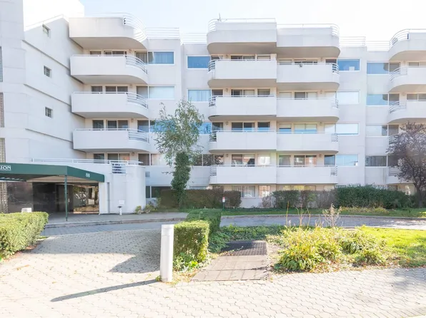 88 Cuttermill Road #316, Great Neck, NY 11021