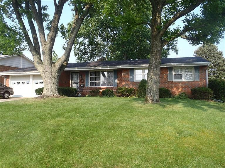 1st image of 262 Sands Ave