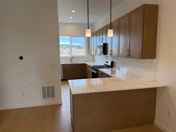 4036 Ascend Grv, Colorado Springs, CO 80918