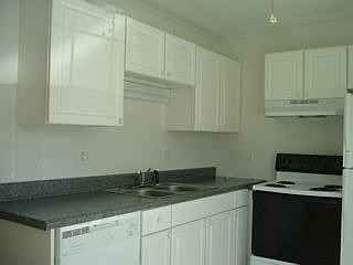 Kitchen with new cabinets in 2006
