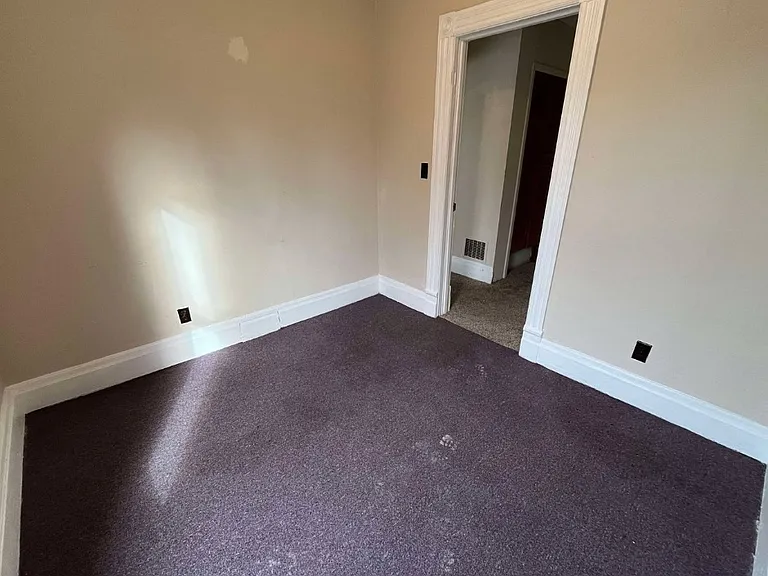 706 Main St #2 — Photo 8