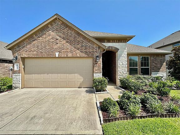 2nd image of 28707 Forest Pass Ln