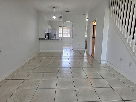 4th image of 5670 NW 116th Ave APT 220