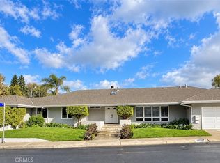 16972 Oak View Dr, Encino, CA 91436