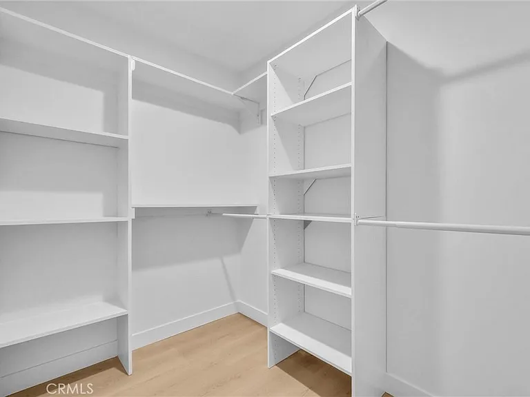 2305 Sesmas St — Photo 39