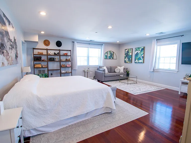 39 Fenton St #5 — Photo 9