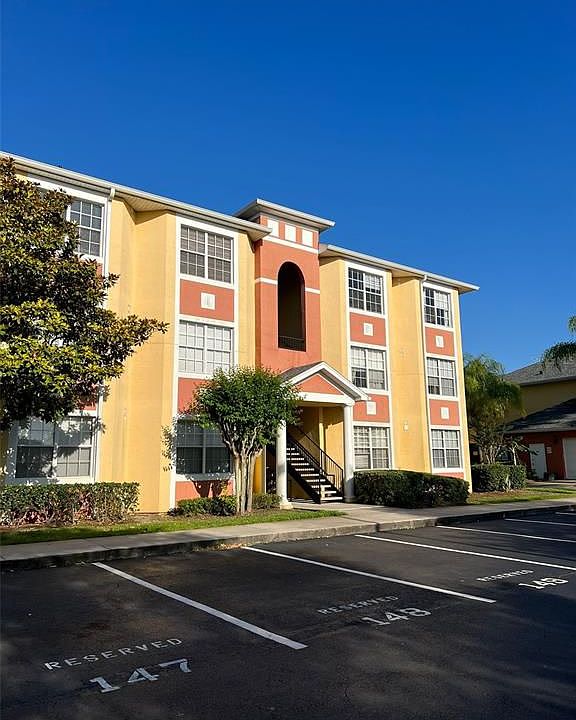 1st image of 10831 Windsor Walk Dr #1309