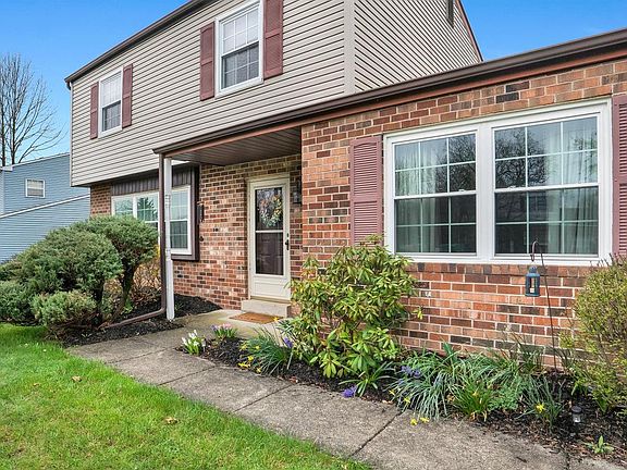 2nd image of 1177 Horseshoe Dr
