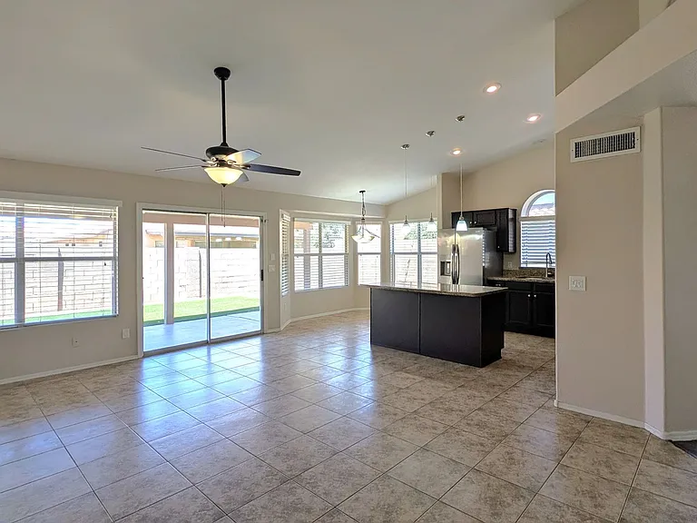 618 W Tumbleweed Rd — Photo 13
