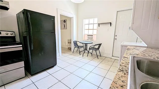 2605 Danneel St #A — Photo 11