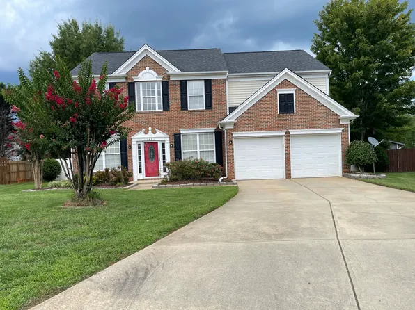 1481 Cantwell Ct, High Point, NC 27265