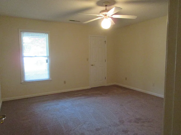 2224 Preot St — Photo 2