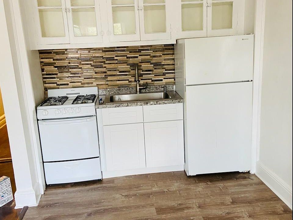1st image of 42 Park Ave APT 5