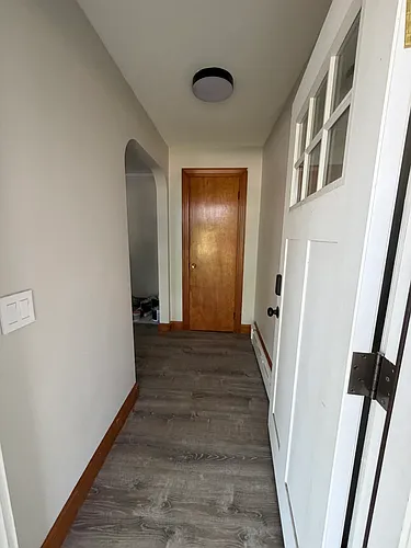 27 Post Rd Photo 1