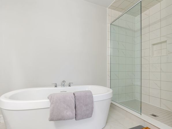 33 Dawson Dr, Collingwood, ON
