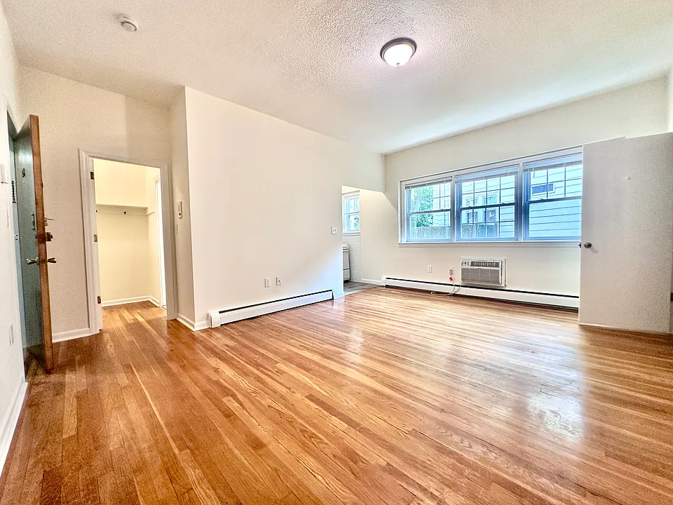 2018-03 Commonwealth Ave