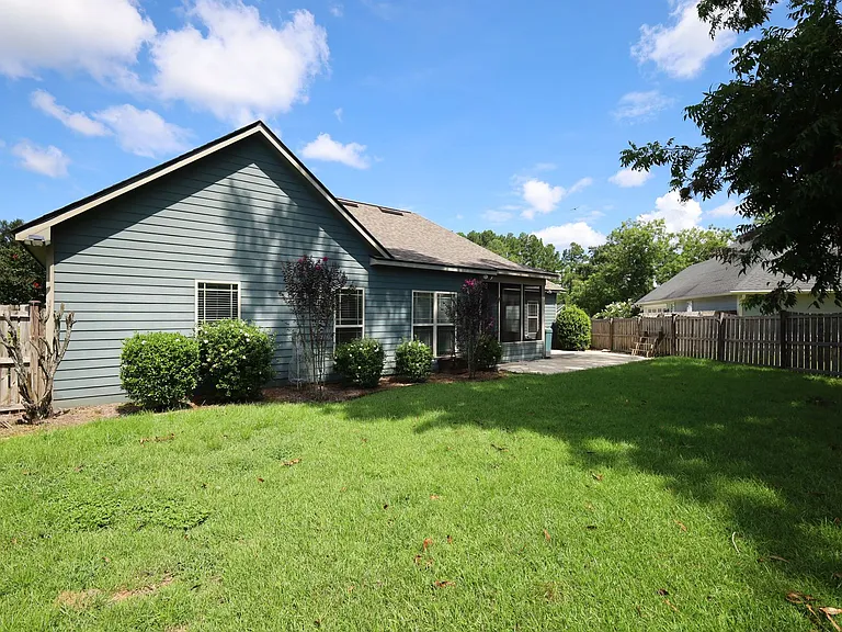 4634 Amelia Cir — Photo 22