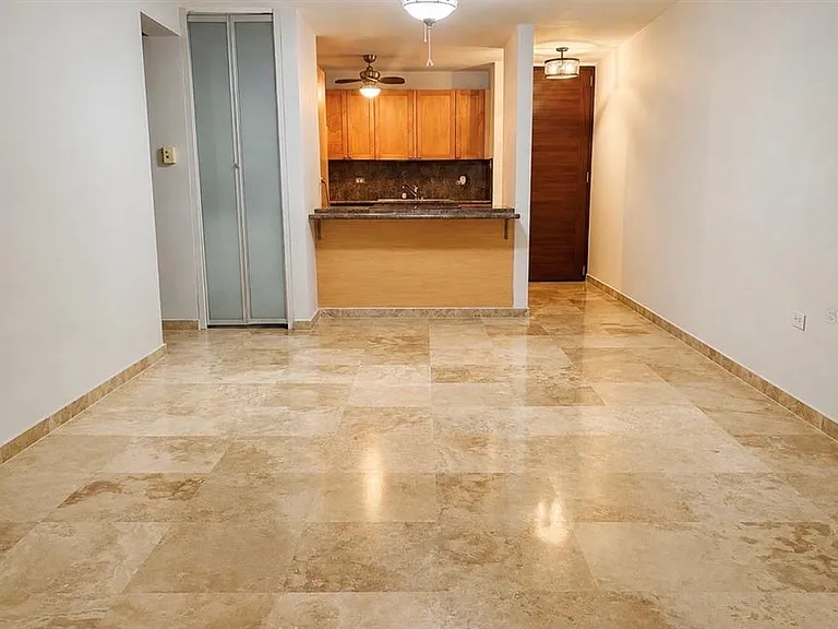 658 Miramar — Photo 3
