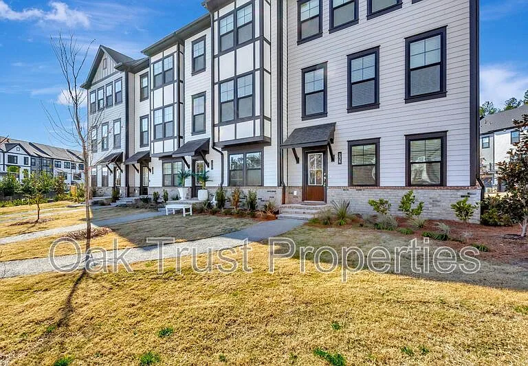 236 Somerset Acres Dr — Photo 1