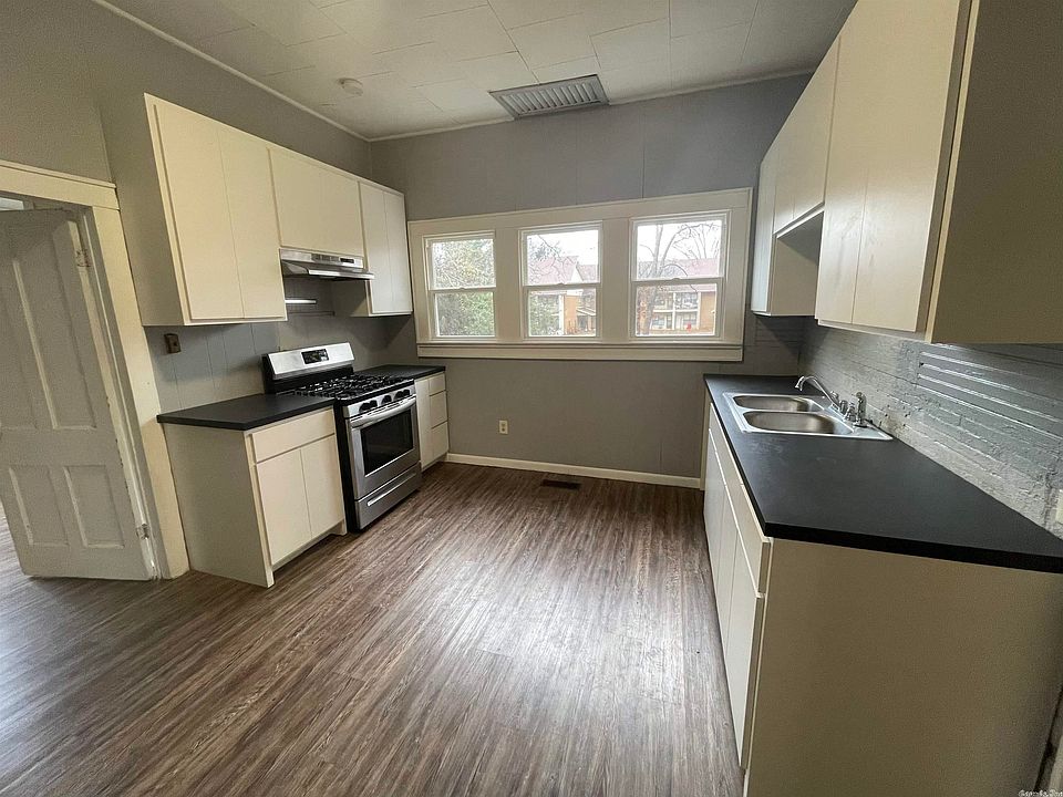 407 E Elm St, Morrilton, AR 72110 MLS 22041139 Zillow