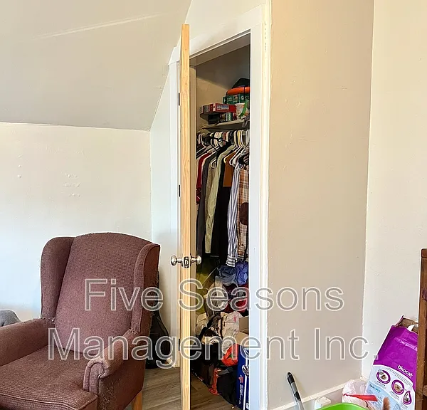 19 Grant St #6 — Photo 6