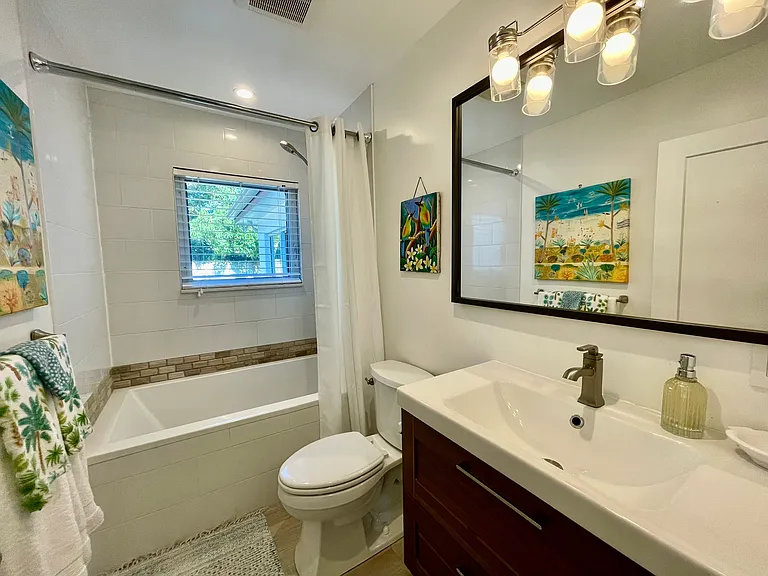 808 SE 4th Ave — Photo 8