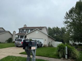 549 Picadilly Cir, Akron, OH